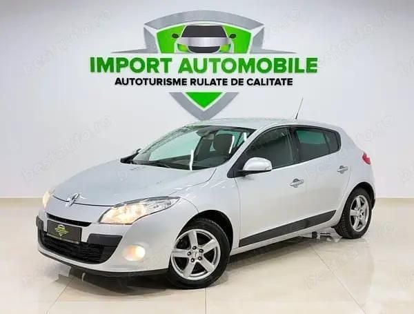 Utilizat 2009 Renault Mégane III Hatchback | 3.999 EUR (Preț OK) - Imagine 1/4