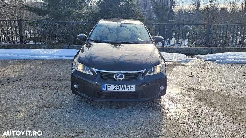 Second-hand Lexus CT200h Luxury Line 99 CP (72 kW) 2013 Culoarenegru Hatchback