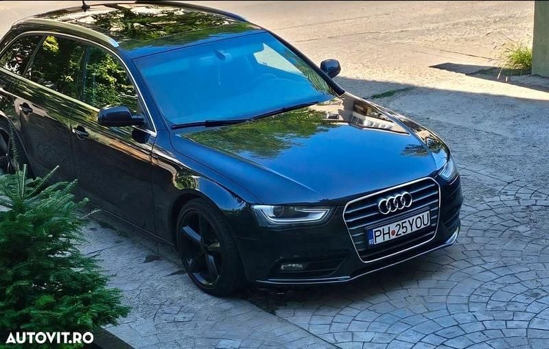 Second-hand Audi A4 S-Line 143 CP (105 kW) 2013 Culoarealbastru Break