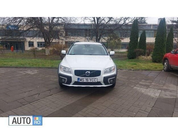 Second-hand Volvo XC70 181 CP (133 kW) 2014 Alb Break