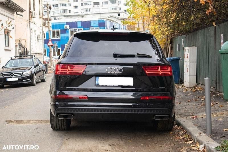 Second-hand Audi Q7 272 CP (200 kW) 2017 Negru SUV