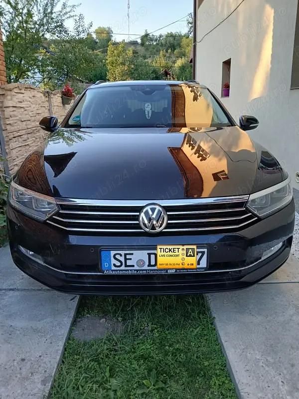 Negru Utilizat 2019 VW Passat Comfortline Break | 13.500 EUR (Preț bun) - Imagine 1/4