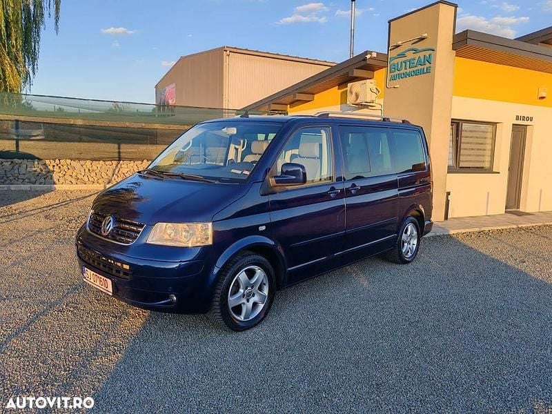 Culoarealbastru Utilizat 2006 VW Multivan Monovolum | 10.900 EUR - Imagine 1/4