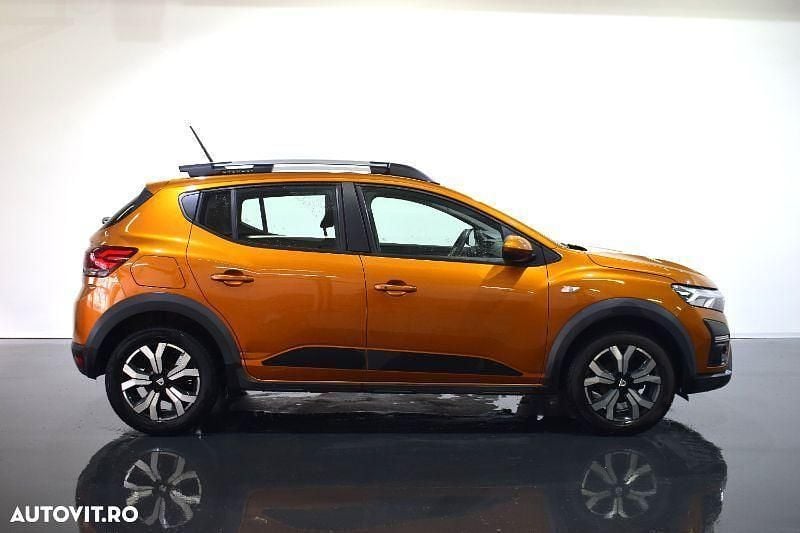 Second-hand Dacia Sandero Comfort 90 CP (66 kW) 2021 Culoareportocaliu Hatchback