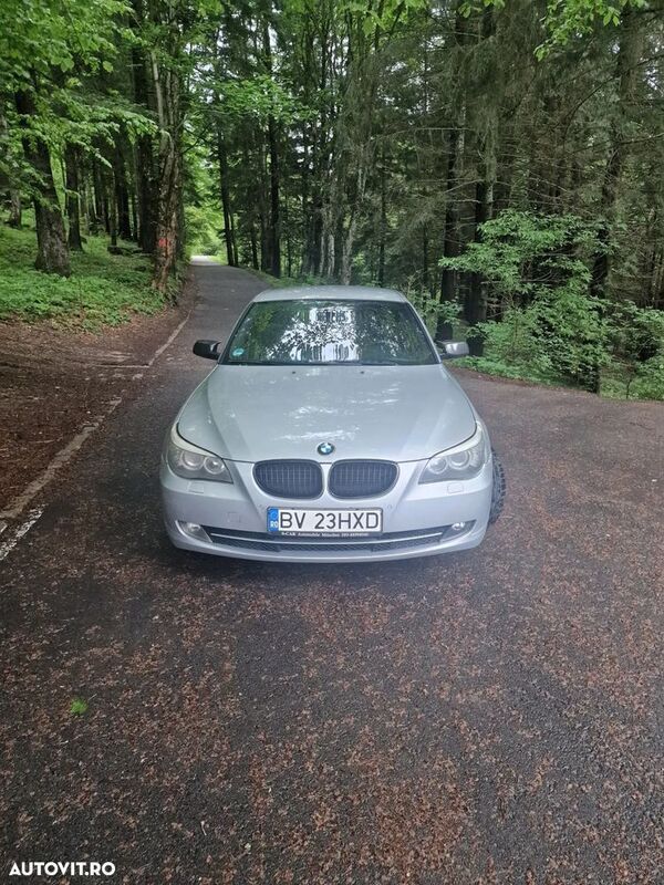Gri Utilizat 2008 BMW 520 Berlinǎ | 4.900 EUR (Preț bun) - Imagine 1/4
