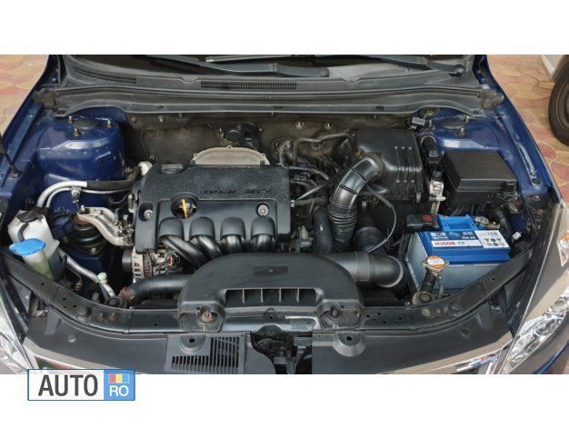 Second-hand Kia Ceed 109 CP (80 kW) 2008 Albastru Hatchback