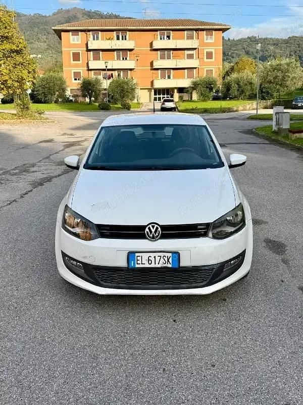 Utilizat 2012 VW Polo Berlinǎ | 2.750 EUR (Preț bun) - Imagine 1/4