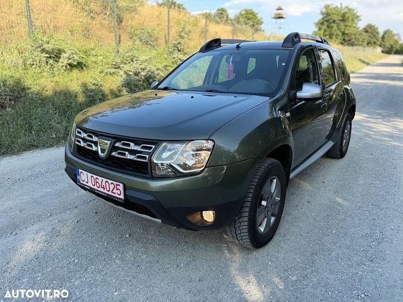 Verde Utilizat 2016 Dacia Duster Lauréate SUV | 7.499 EUR (Preț bun) - Imagine 1/4