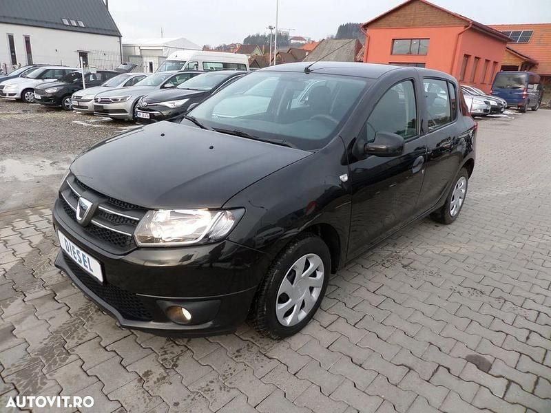 Second-hand Dacia Sandero Lauréate 75 CP (55 kW) 2015 Culoarenegru