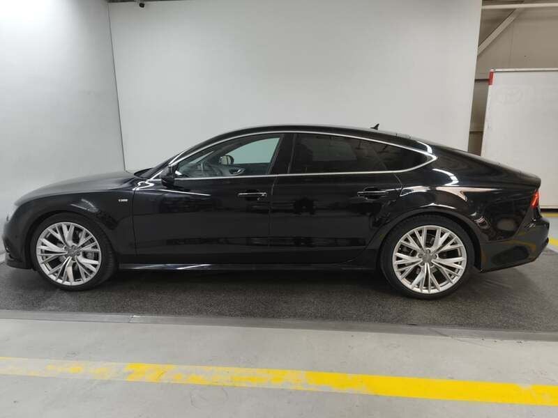 Second-hand Audi A7 320 CP (235 kW) 2015 Negru  metalic Hatchback