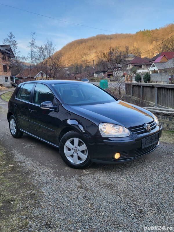 Utilizat 2006 VW Golf V Hatchback | 2.650 EUR (Preț OK) - Imagine 1/4