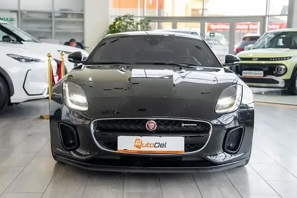Second-hand Jaguar F-Type R-Dynamic 300 CP (220 kW) 2018 Negru Coupe
