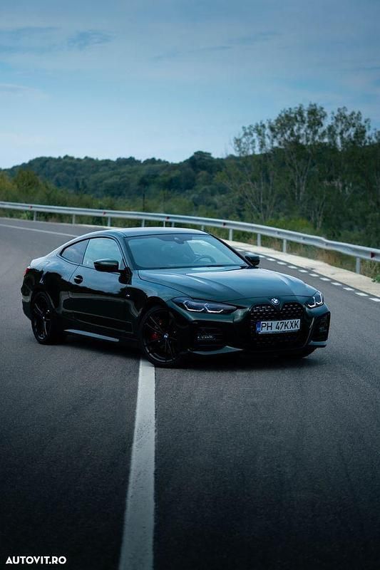 Culoareverde Utilizat 2024 BMW 420 M Sport Coupe | 54.999 EUR - Imagine 1/4