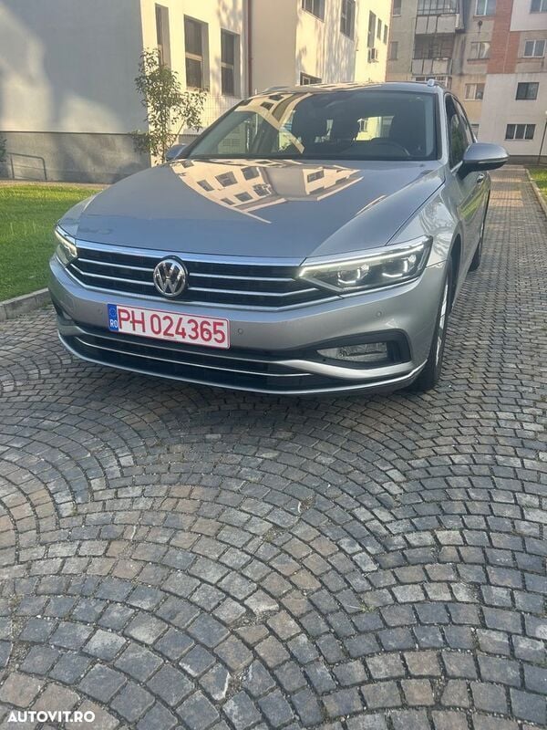 Gri Utilizat 2020 VW Passat Comfortline Break | 14.790 EUR (Preț bun) - Imagine 1/4