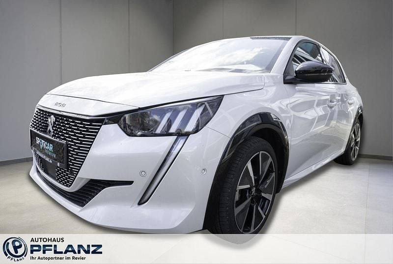 Utilizat 2021 Peugeot e-208 GT Hatchback | 17.754 EUR - Imagine 1/1