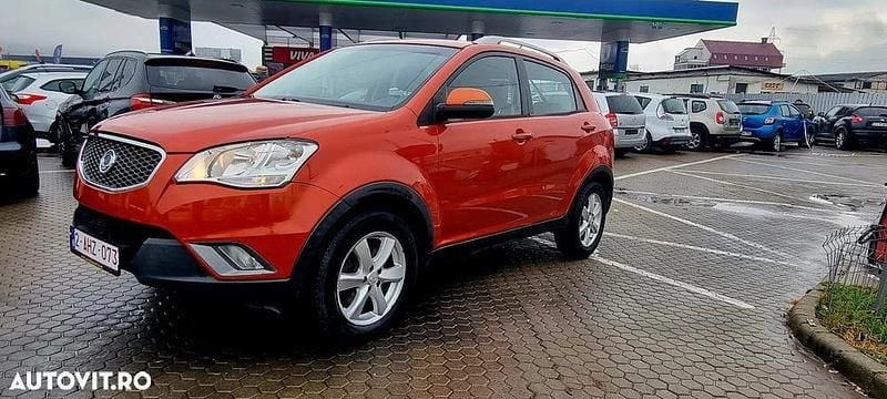 Culoareportocaliu Utilizat 2011 Ssangyong (KGM) Korando Sapphire SUV | 4.999 EUR - Imagine 1/4