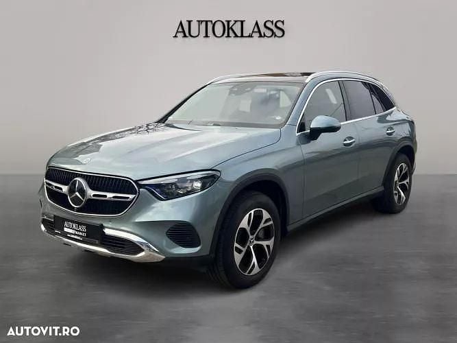 Culoareverde Utilizat 2024 Mercedes GLC300e Advanced SUV | 65.800 EUR (Preț bun) - Imagine 1/4