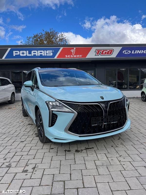 Culoarealb Utilizat 2024 Forthing Yacht/4 U-Tour Monovolum | 32.501 EUR - Imagine 1/4