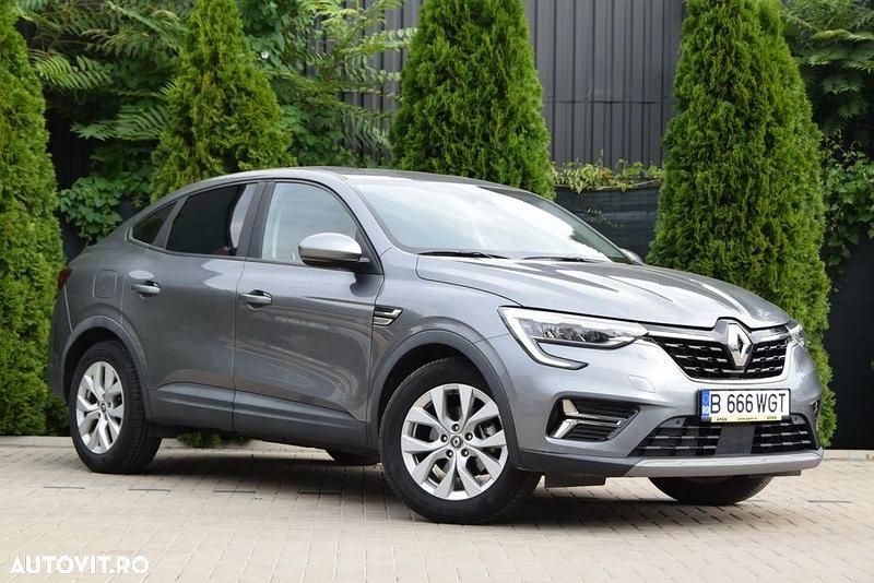 Gri Utilizat 2022 Renault Arkana Equilibre SUV | 19.899 EUR (Preț bun) - Imagine 1/4