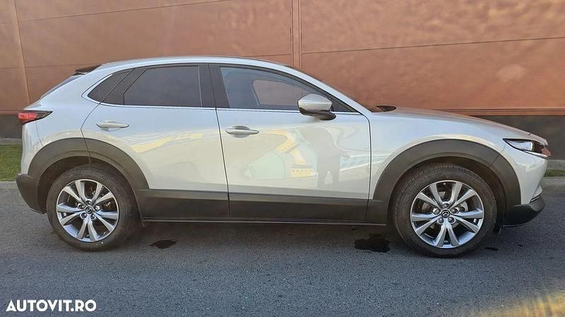 Culoaremaro Utilizat 2023 Mazda CX-30 Exclusive-Line SUV | 27.980 EUR - Imagine 1/4