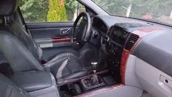 Utilizat 2004 Kia Sorento SUV | 1.200 EUR (Super Preț) - Imagine 1/4