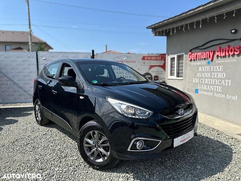 Culoarenegru Utilizat 2016 Hyundai ix35 Edition SUV | 11.500 EUR (Preț OK) - Imagine 1/4