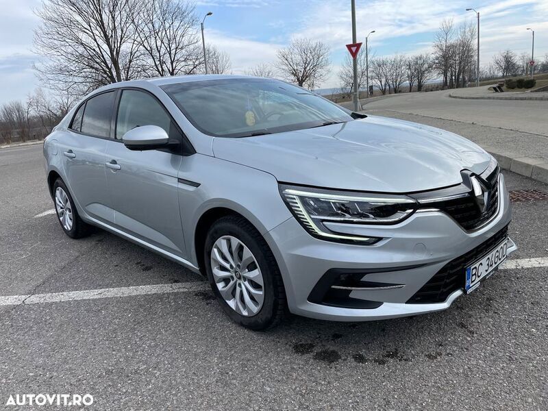 Gri Utilizat 2022 Renault Mégane IV Berlinǎ | 11.900 EUR (Preț bun) - Imagine 1/4