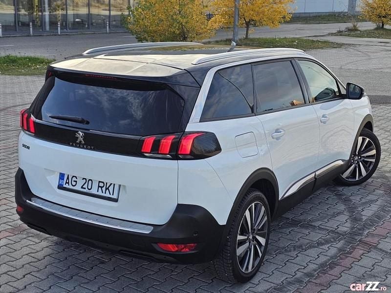 Second-hand Peugeot 5008 Allure 130 CP (95 kW) 2018 Culoarealb SUV