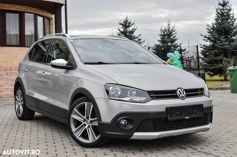 Second-hand VW Polo Sportline 86 CP (63 kW) 2011 Culoaregalbeuriu Hatchback