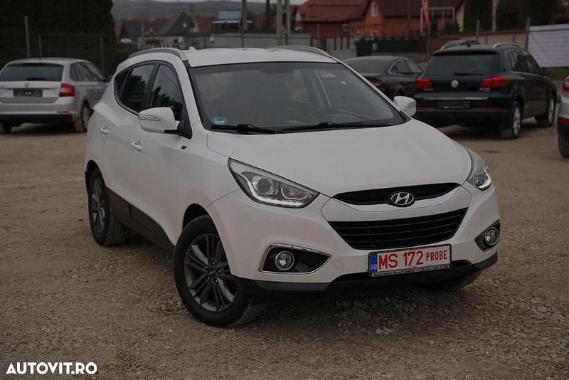 Second-hand Hyundai ix35 Comfort 136 CP (100 kW) 2015 Culoarealb SUV