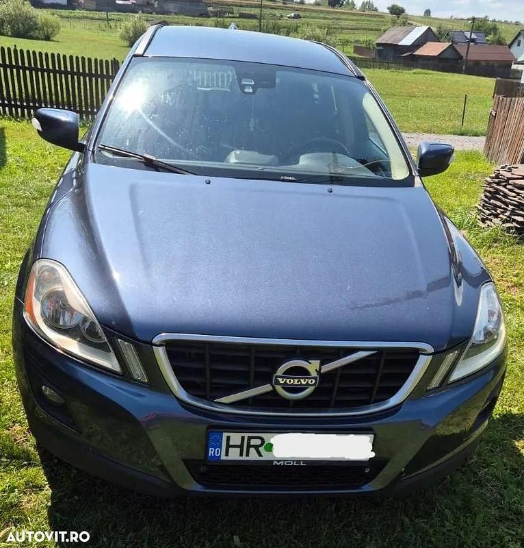 Culoarealbastru Utilizat 2009 Volvo XC60 Summum SUV | 7.000 EUR (Preț OK) - Imagine 1/4