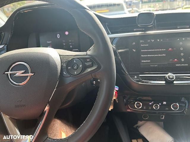 Second-hand Opel Corsa Elegance 100 CP (73 kW) 2023 Culoarealb Hatchback