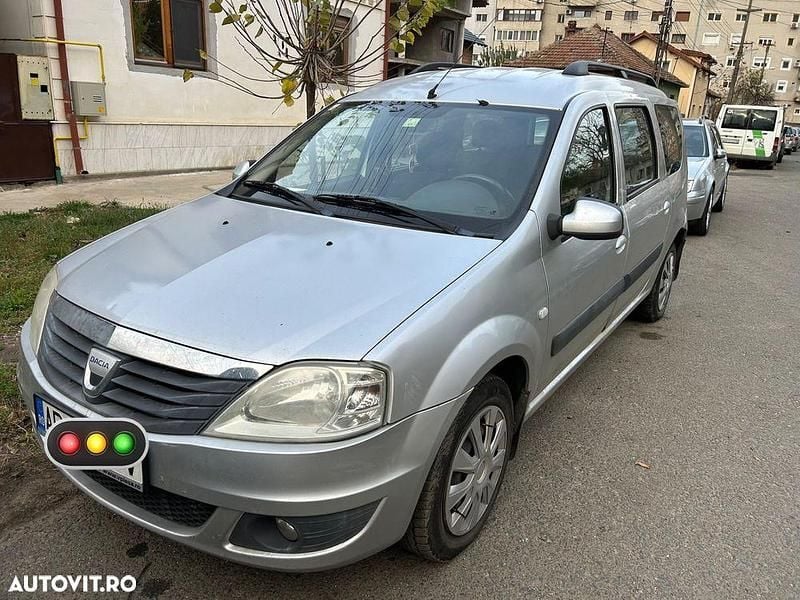 Culoaregri Utilizat 2010 Dacia Logan MCV Lauréate Break | 3.300 EUR (Preț OK) - Imagine 1/4