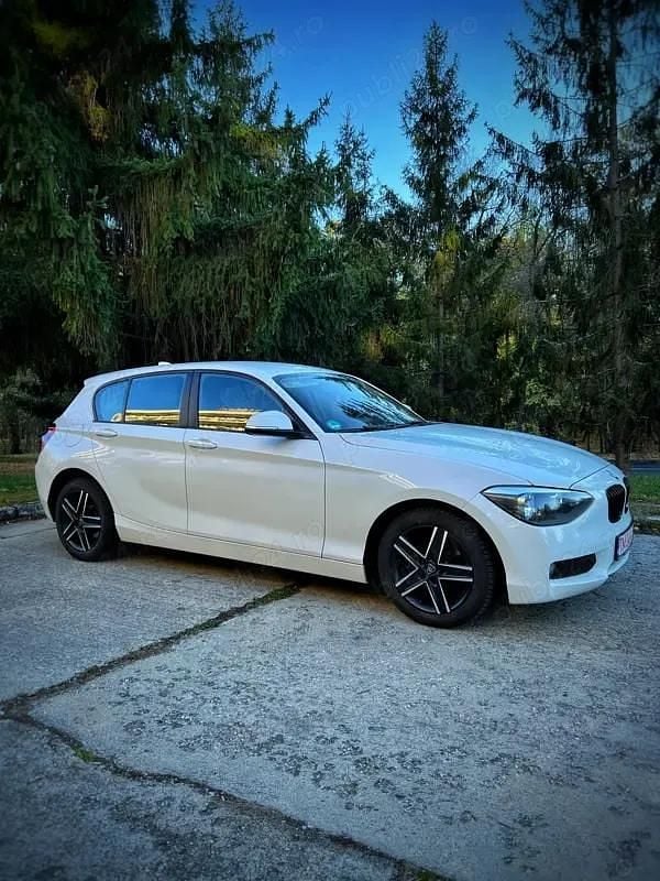 Utilizat 2025 BMW 116 Hatchback | 5.200 EUR - Imagine 1/4