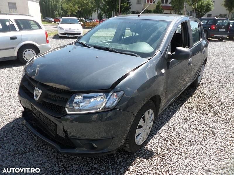 Gri Utilizat 2016 Dacia Sandero Ambiance Hatchback | 2.200 EUR - Imagine 1/4
