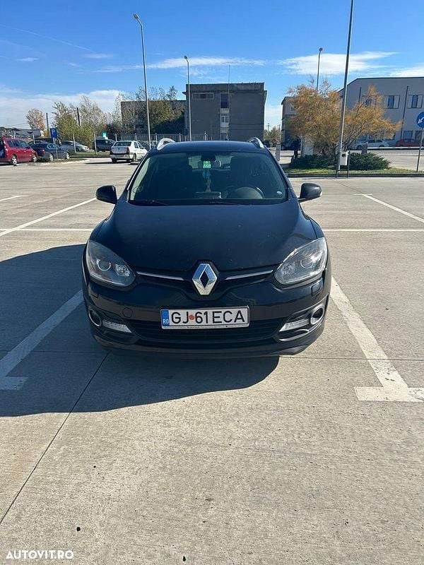 Culoarenegru Utilizat 2015 Renault Mégane GrandTour Break | 6.650 EUR (Preț OK) - Imagine 1/4