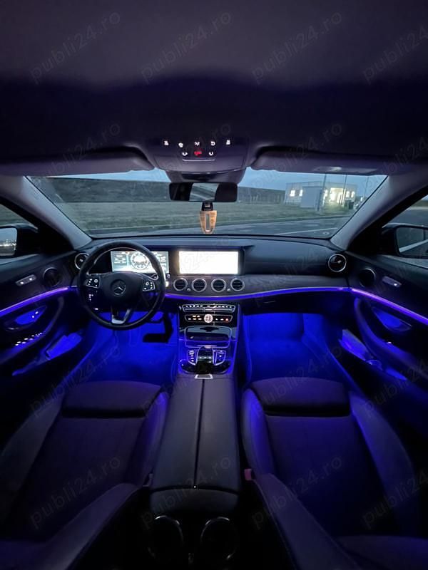 Utilizat 2016 Mercedes A220 Berlinǎ | 16.999 EUR - Imagine 1/4