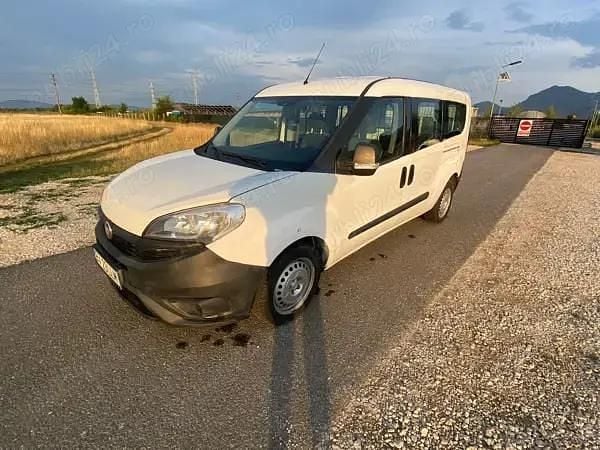 Utilizat 2017 Fiat Doblò Monovolum | 5.495 EUR - Imagine 1/4