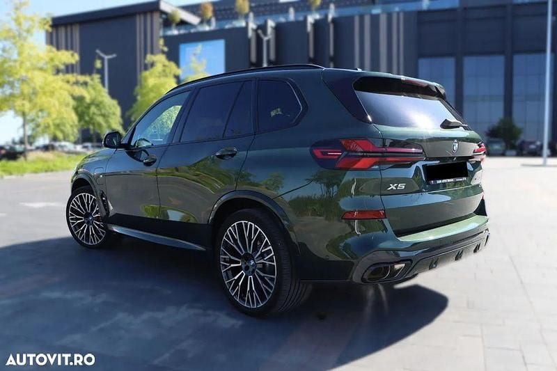 Culoareverde Utilizat 2023 BMW X5 Comfort Edition SUV | 86.000 EUR (Scump) - Imagine 1/4