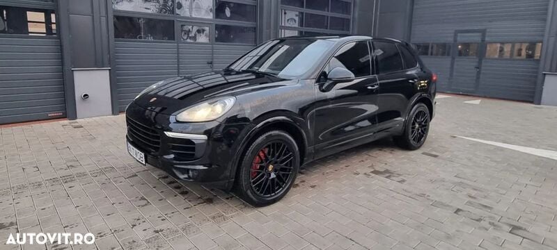 Negru Utilizat 2017 Porsche Cayenne Platinum Edition SUV | 27.500 EUR (Super Preț) - Imagine 1/4
