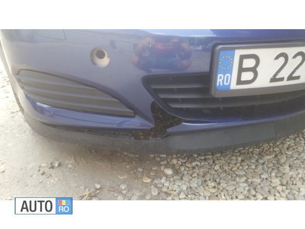 Second-hand Opel Astra 100 CP (73 kW) 2006 Albastru Coupe