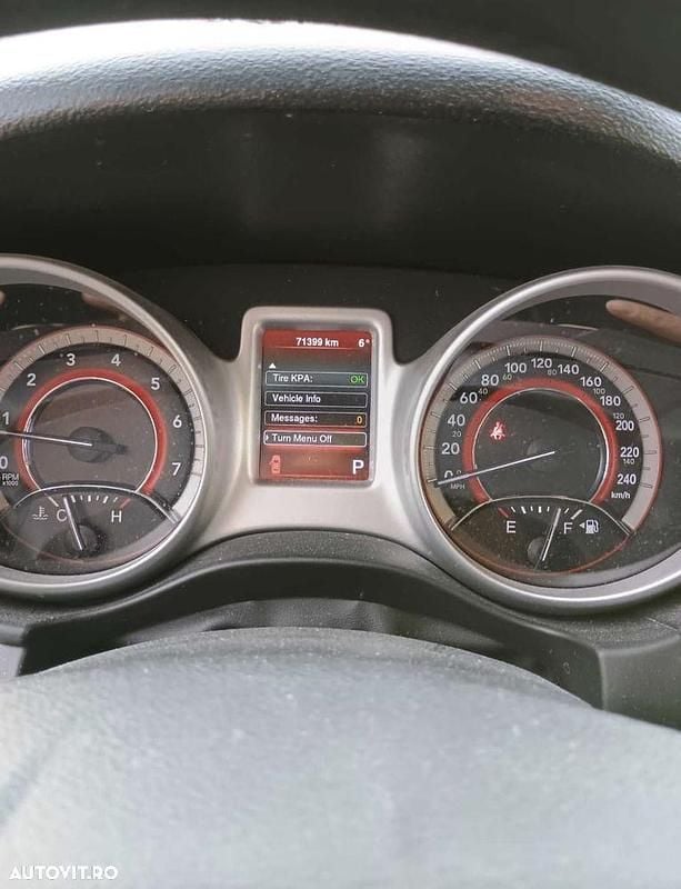 Second-hand Dodge Journey 170 CP (125 kW) 2015 Culoarenegru SUV