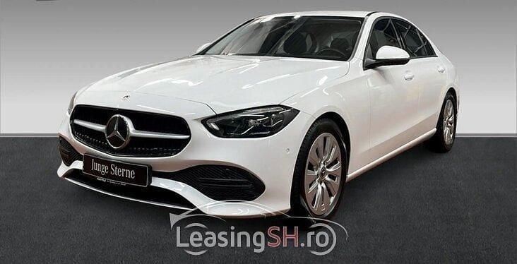 Alb Utilizat 2021 Mercedes A200 Business Berlinǎ | 33.550 EUR - Imagine 1/4