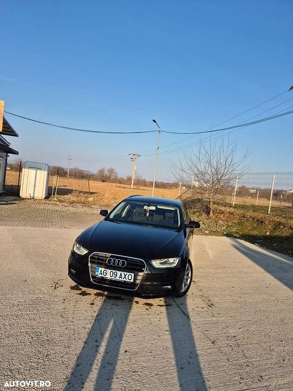 Second-hand Audi A4 143 CP (105 kW) 2013 Culoarenegru Break