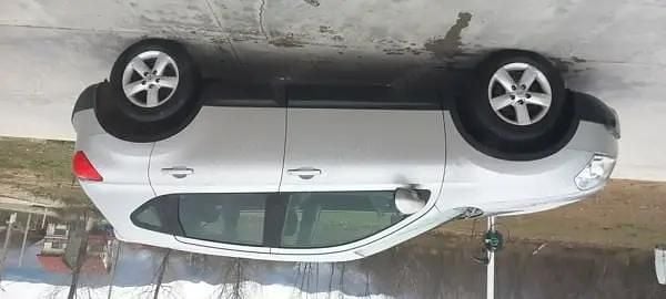 Gri Utilizat 2007 Nissan Qashqai SUV | 6.500 EUR (Scump) - Imagine 1/4