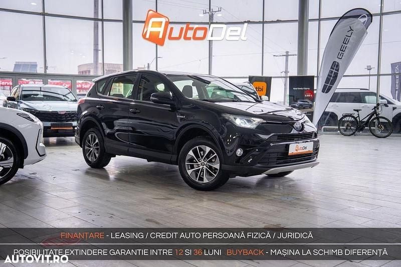 Culoarenegru Second-hand 2018 Toyota RAV4 Hybrid Executive SUV | 15.999 EUR (Preț bun) - Imagine 1/4