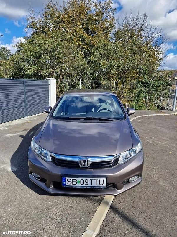 Culoaregri Utilizat 2012 Honda Civic Hatchback | 4.750 EUR (Super Preț) - Imagine 1/4