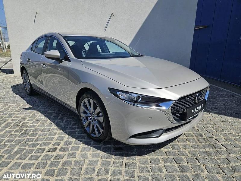 Culoarebej Nouă 2025 Mazda 3 Center-Line Hatchback | 26.140 EUR (Puțin scump) - Imagine 1/4