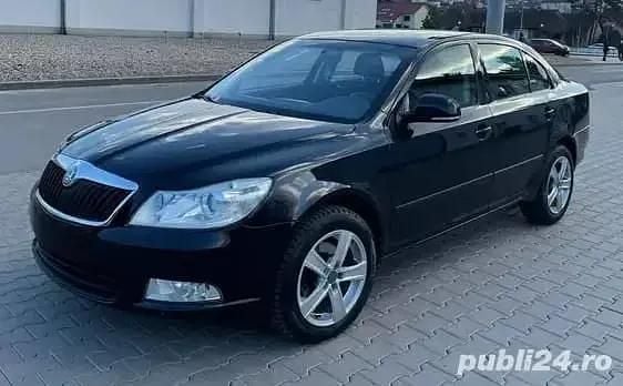 Utilizat 2012 Skoda Octavia Berlinǎ | 3.900 EUR (Preț bun) - Imagine 1/4