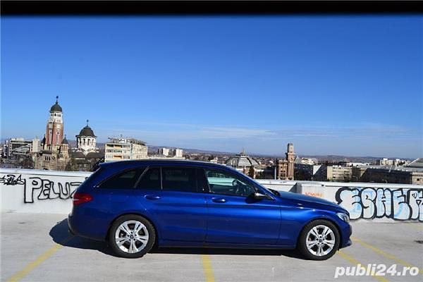 Second-hand Mercedes A220 170 CP (125 kW) 2017 Albastru Break